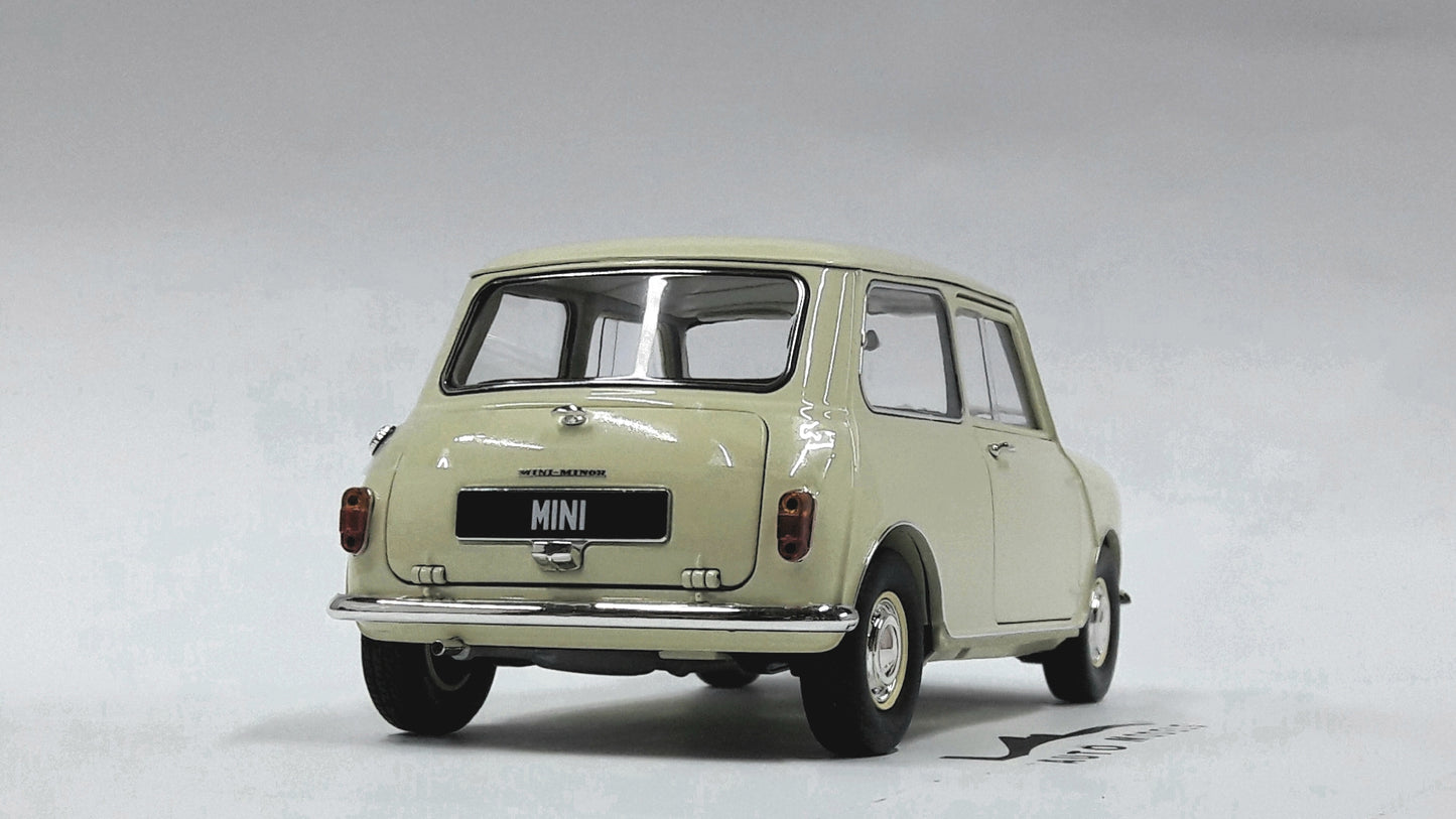 Kyosho Morris Mini Minor Old English White