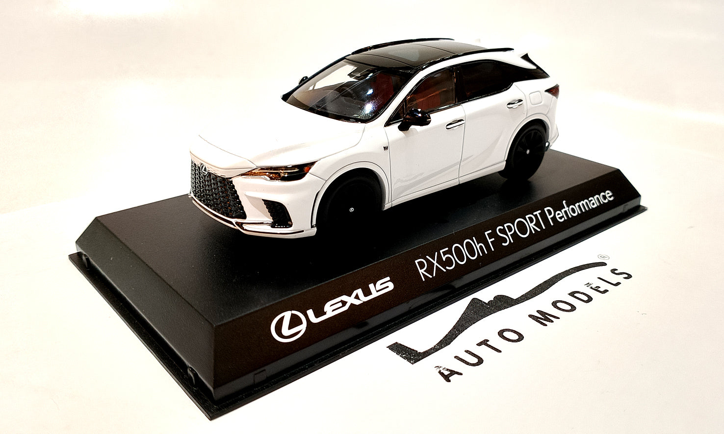 Lexus RX500h F SPORT Performance 1/64 京商 Kyosho Lexus RX500H F Sport White Nova – Automodels Indonesia
