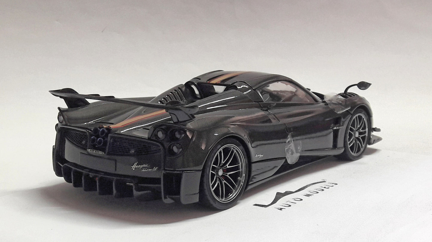 LCD Pagani Huayra Roadster BC- Carbon Black