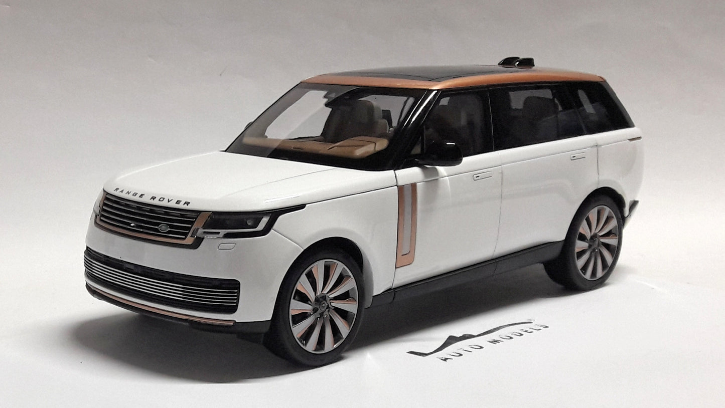 LCD Land Rover Range Rover SV Serenity 2022 White