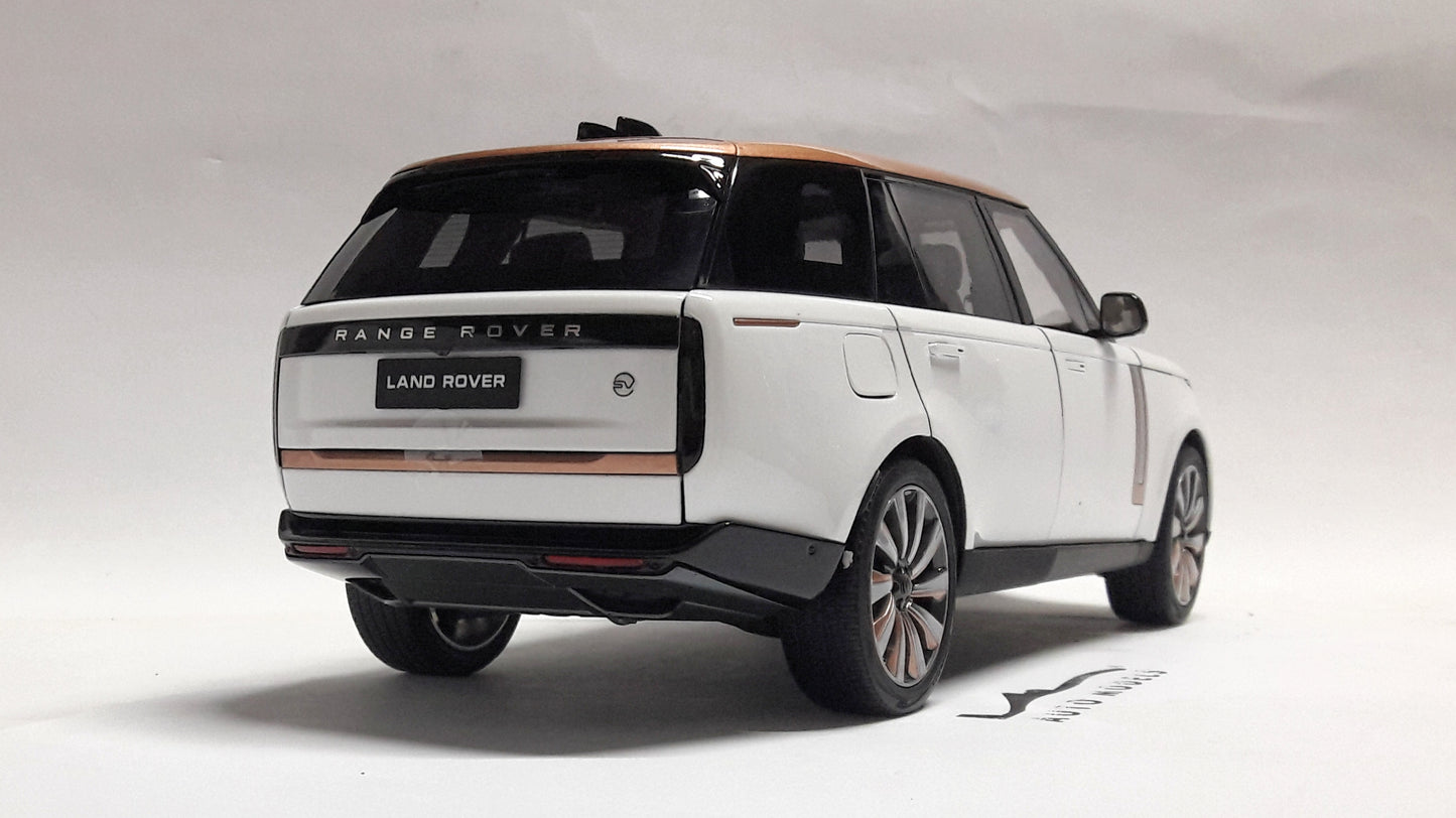 LCD Land Rover Range Rover SV Serenity 2022 White