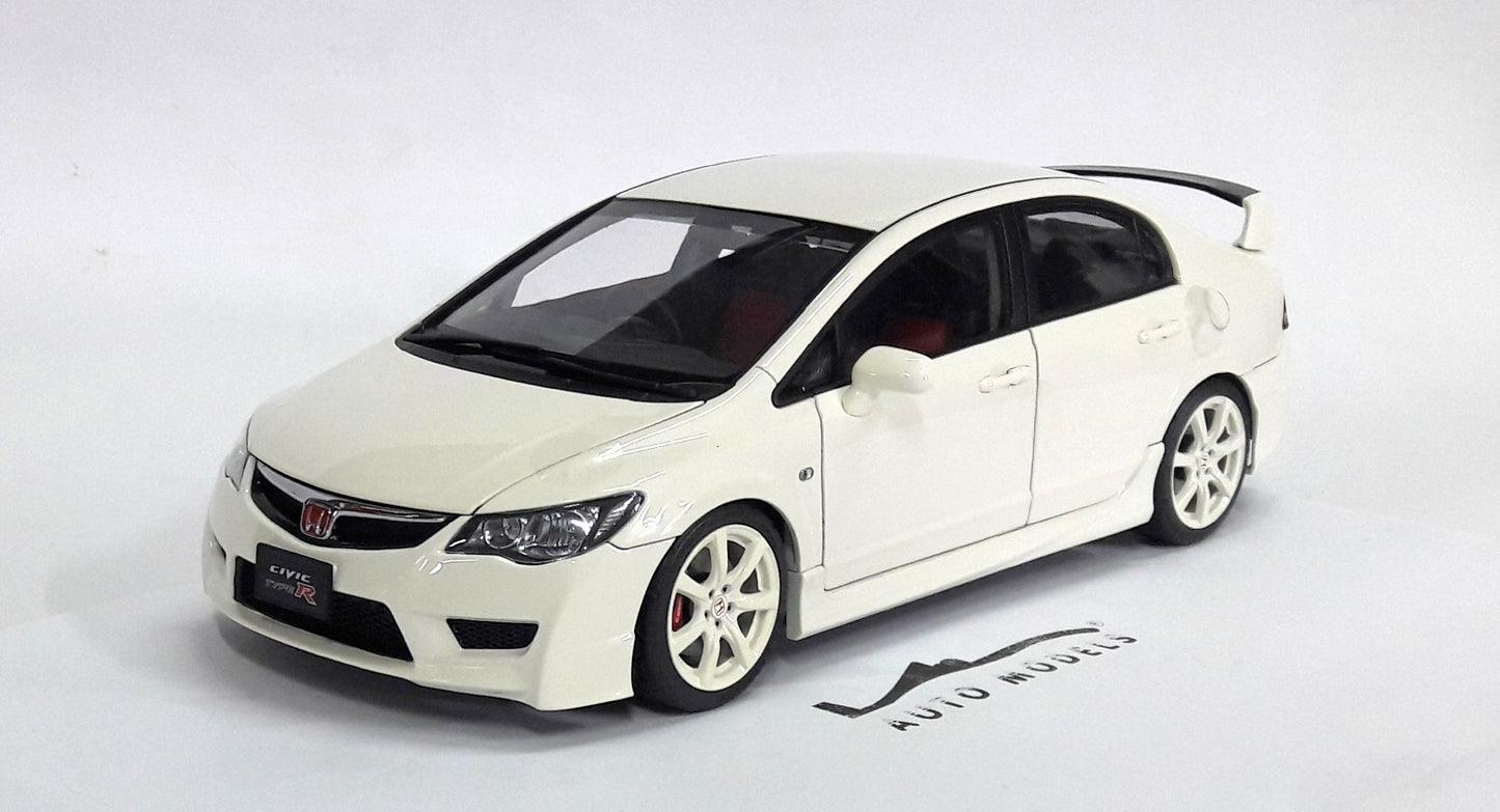 Motorhelix Honda Civic FD2 White w/Engine