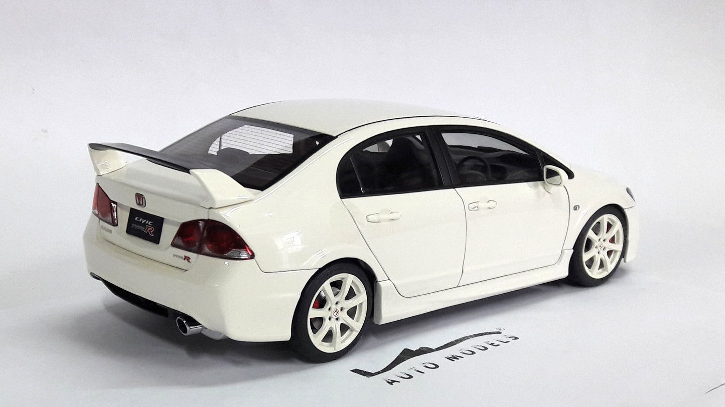 Motorhelix Honda Civic FD2 White w/Engine