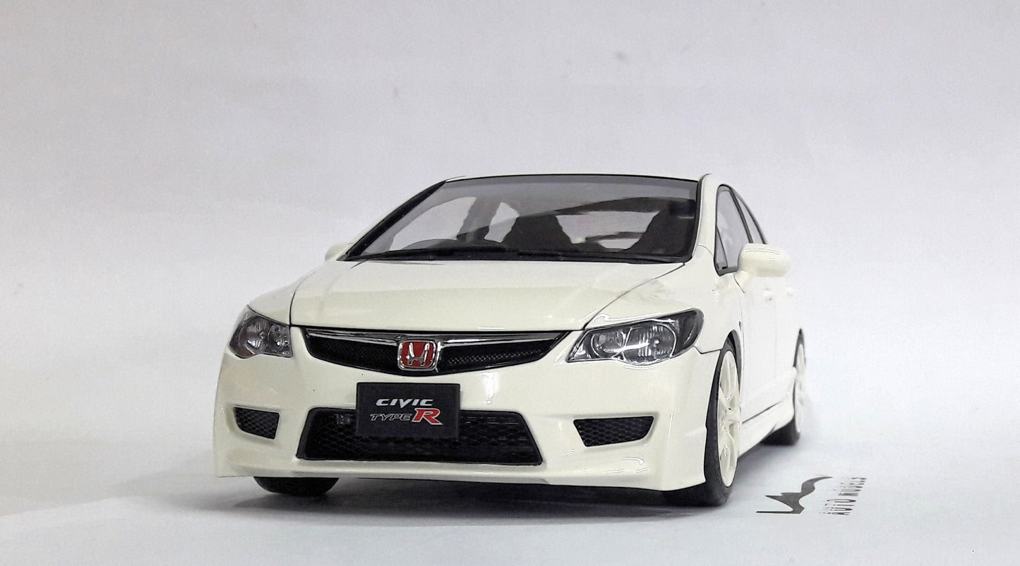 Motorhelix Honda Civic FD2 White w/Engine