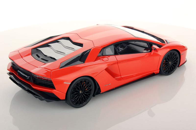 MR Collection Lamborghini Aventador S 2016 Arancio Argos