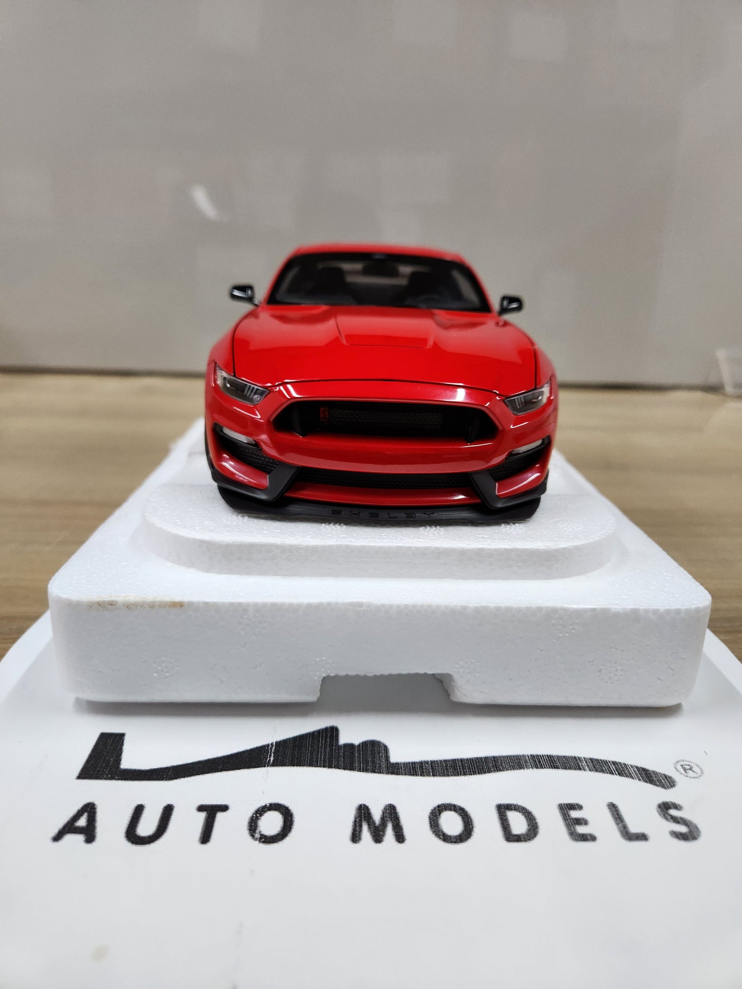Auto Art Ford Shelby GT350R Mustang (Race Red)