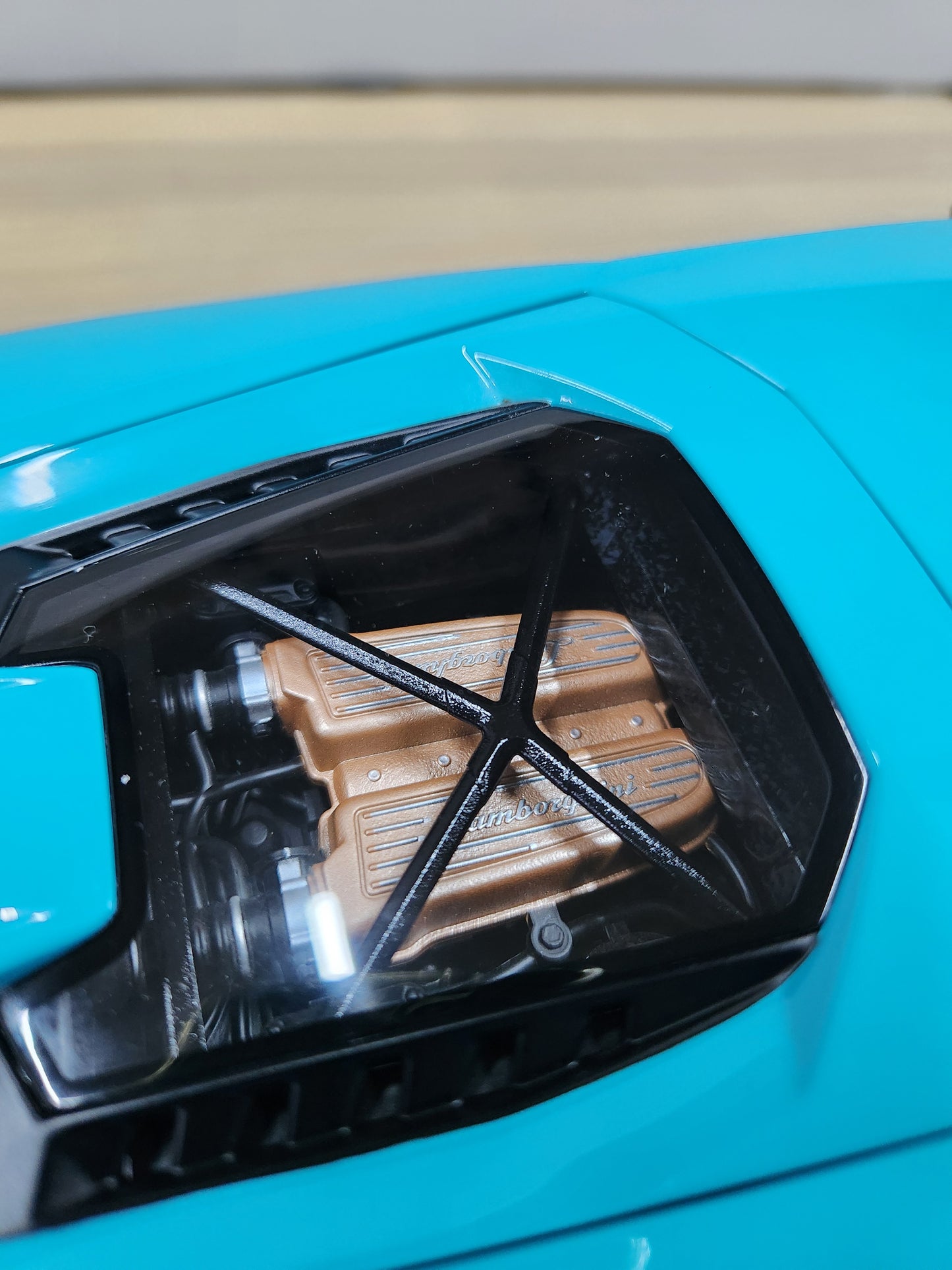 Auto Art Lamborghini Huracan Performante (Blu Glauco / Solid Blue)