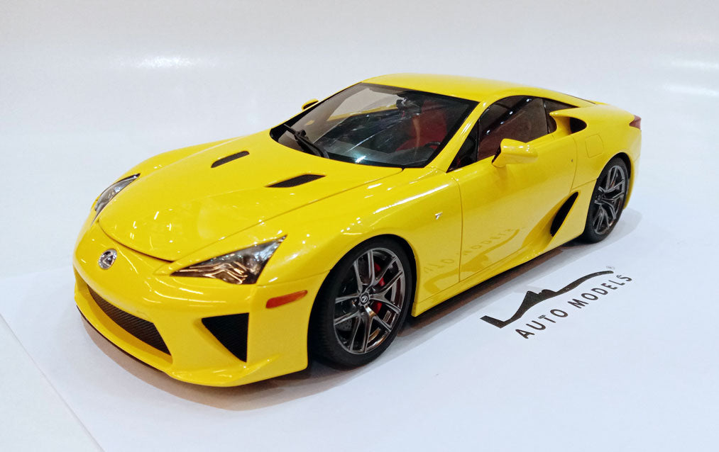 Autoart Lexus LFA Pearl Yellow