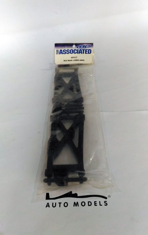 Team Associated RC8 Rear Lower Arms