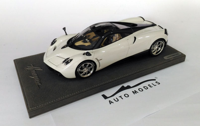 BBR Models Pagani Huayra Geneve 2011 Pearl White