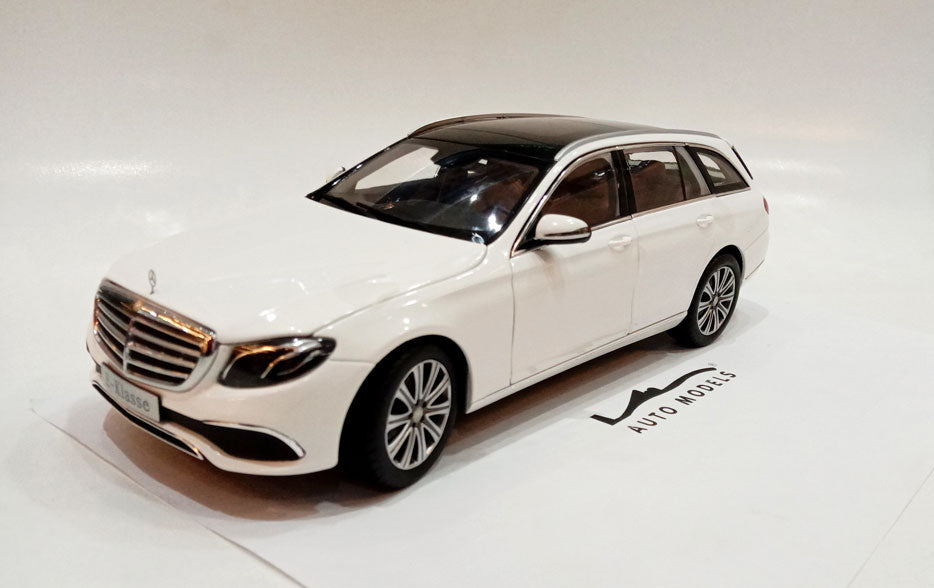iScale Mercedes Benz E-Klasse T Model White