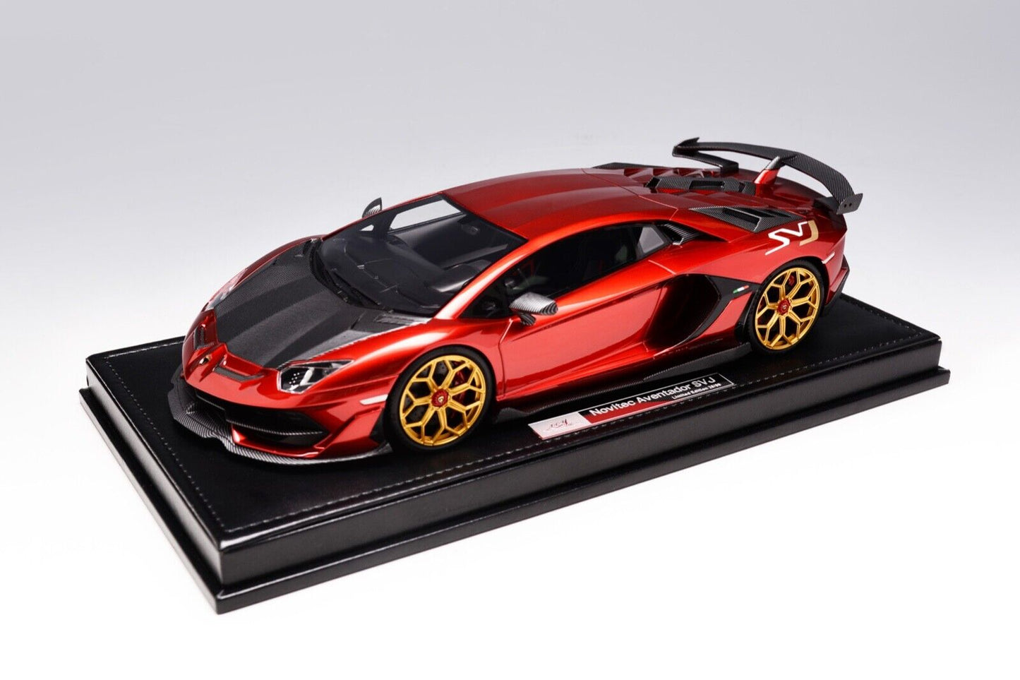 IVY Model Novitec Lamborghini SVJ