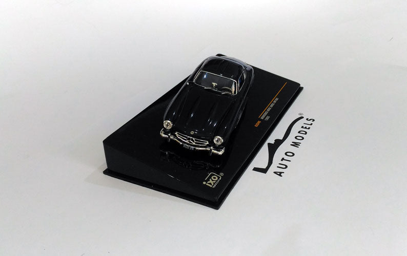 IXO Models Mercedes Benz 300SL 1955 Midnight Dark Blue