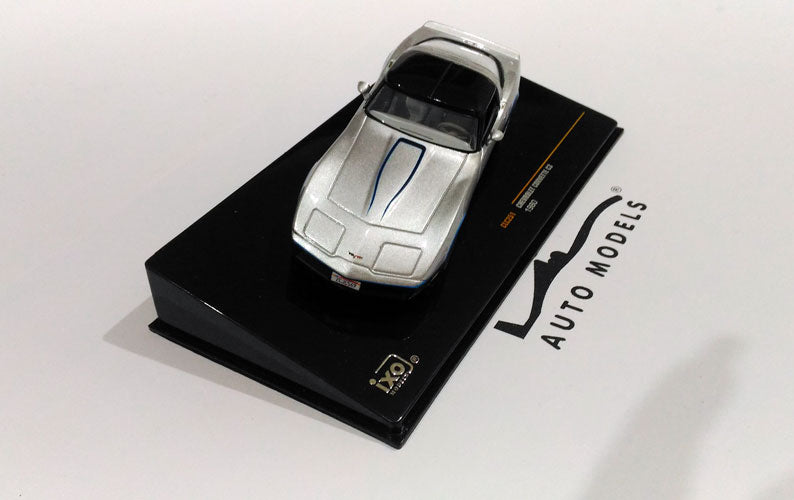 IXO Model Chevrolet Corvette C3 1980 Silver Black