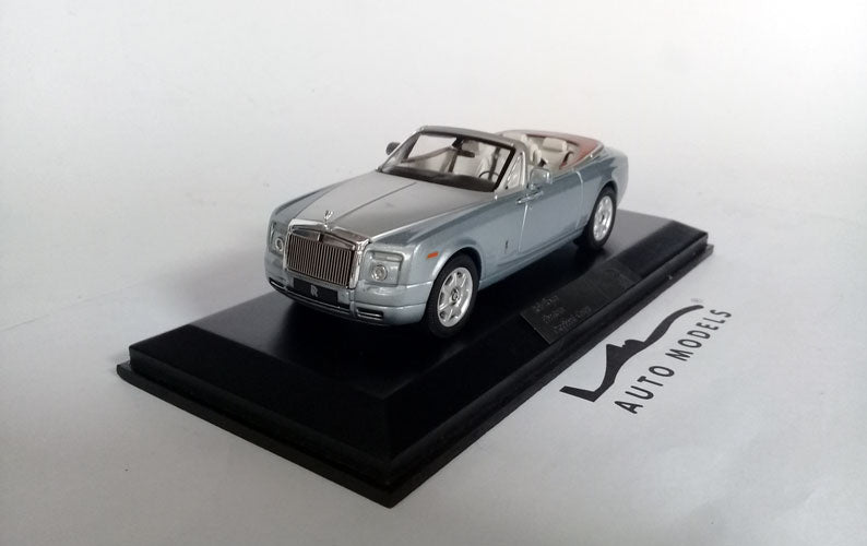 IXO Models Rolls Royce Phantom Drophead Coupe 2009 Light Grey