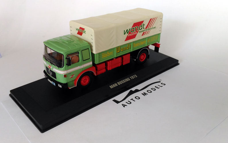 IXO Models MAN Buessing 19.320 WANDT 1975 Green