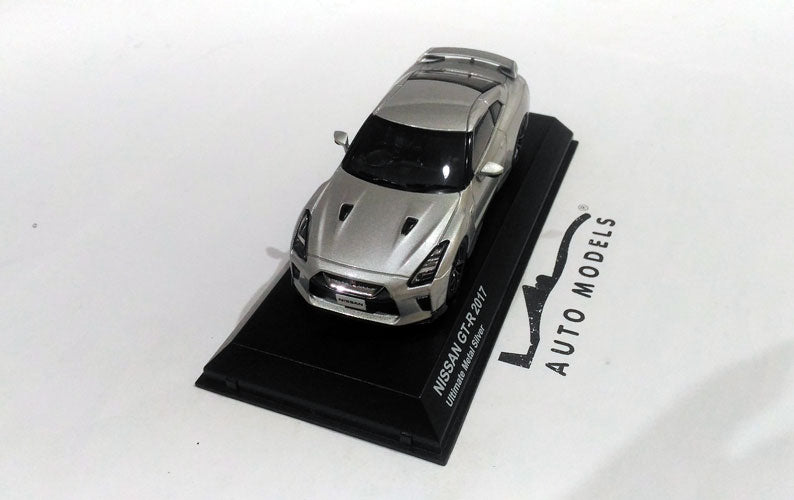 Kyosho Nissan GT-R 2017 Silver