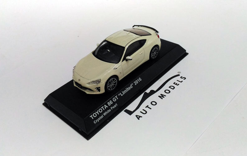 Kyosho Toyota 86 2016 Crystal White