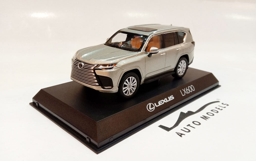 Kyosho Lexus LX600 Executive Sonic Titanium