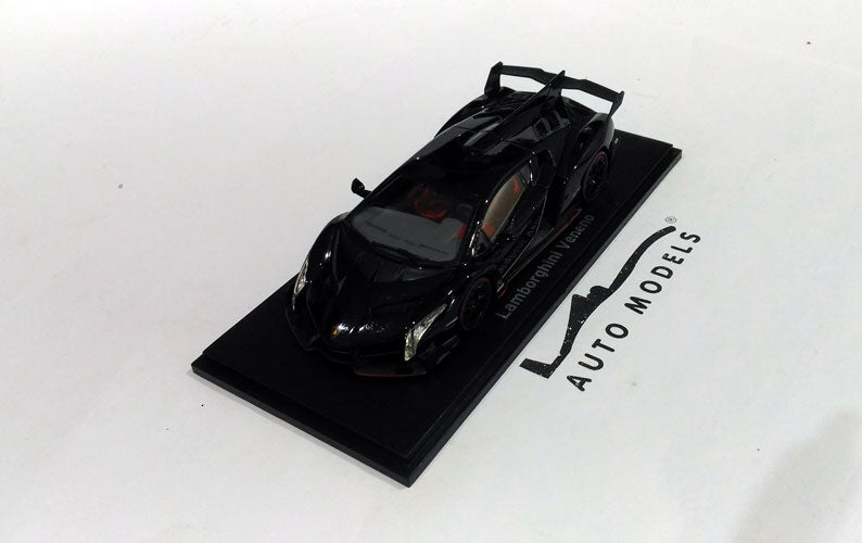 Kyosho Lamborghini Veneno Glosy Black with Red Line