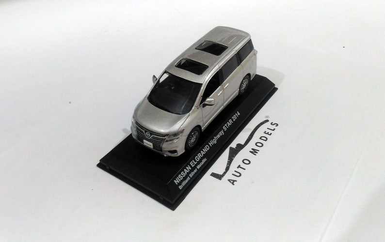 Kyosho Nissan Elgrand Highway Star 2014 Brilliant Silver
