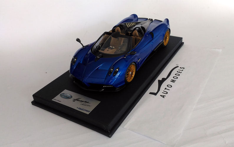 Looksmart Pagani Huayra Roadster Blue Francia