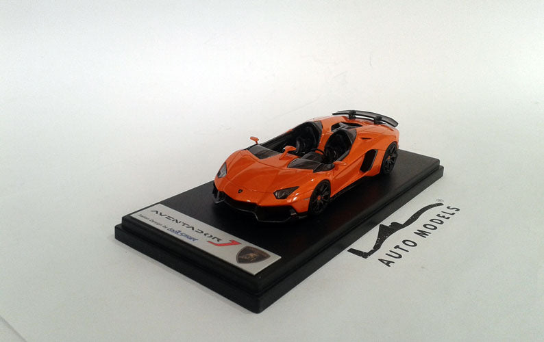 Looksmart Lamborghini Aventador J
