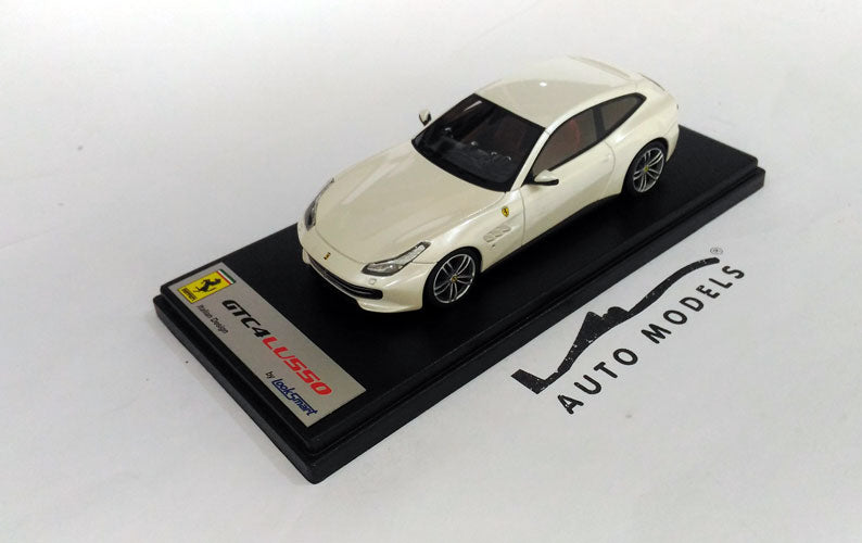 Looksmart Ferrari GTC4 Lusso Bianco Italia
