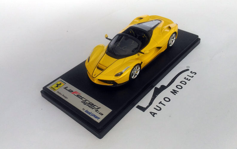 Looksmart Ferrari LaFerrari Aperta Giallo Tristrato