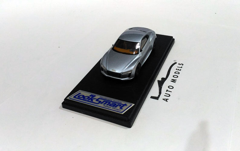 Looksmart Audi W11 E-Tron Blue