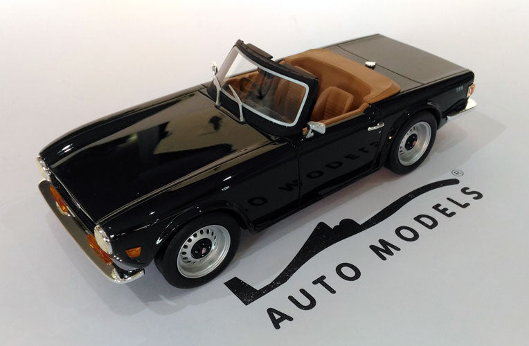 Looksmart Collectible Triump TR6 Green