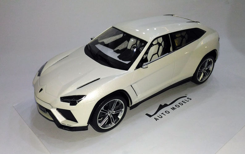 Model Car Group Lamborghini Urus Metallic White