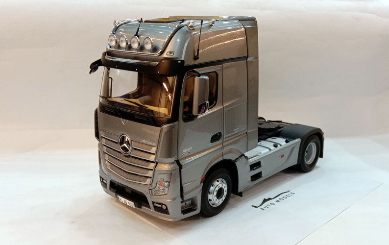 NZG Models Merc-Benz Actros 2 Gigaspace 1851 Blue Efficient Power 4x2 Tractor Truck 2017 Silver