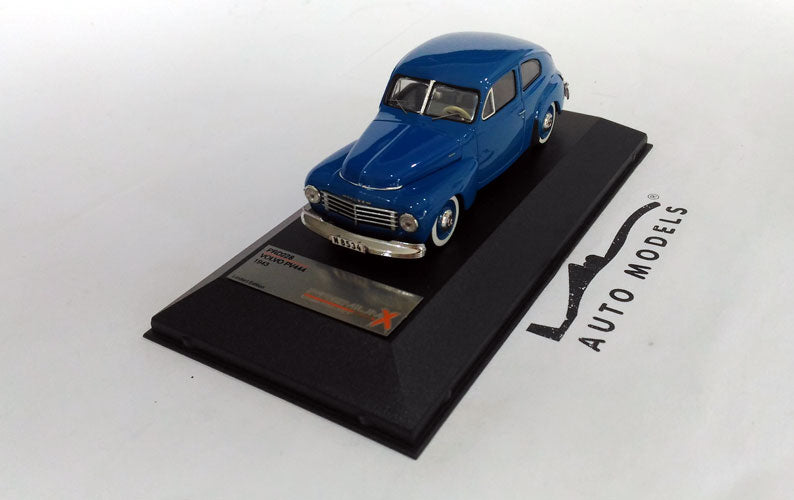 Premium-X Volvo PV444 1943 Blue