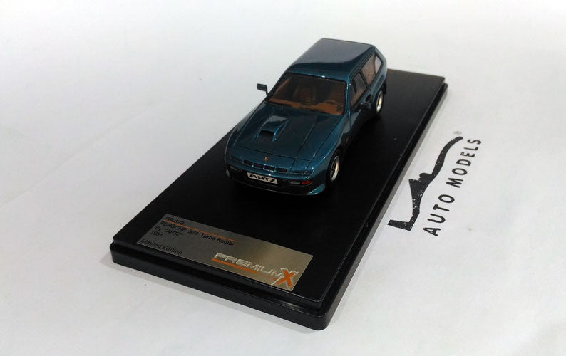 Premium-X Porsche 924 Turbo Combi by Artz 1981 Dark Blue