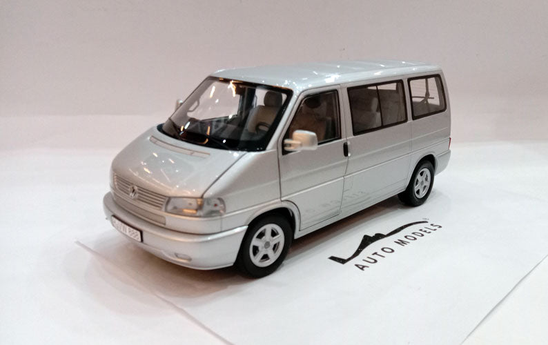Schuco Volkswagen T4b Transporter Caravelle Minibus Silver