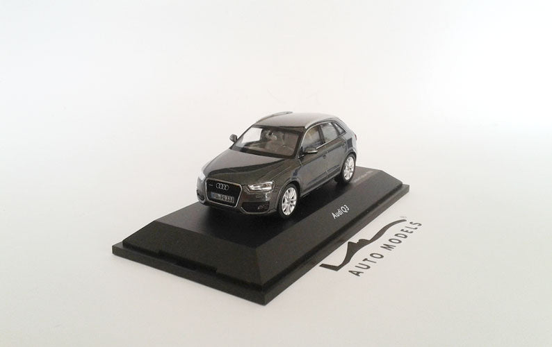 Schuco Audi Q3 Daytona Grey