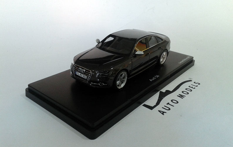 Schuco Audi S6 Limousine Grey