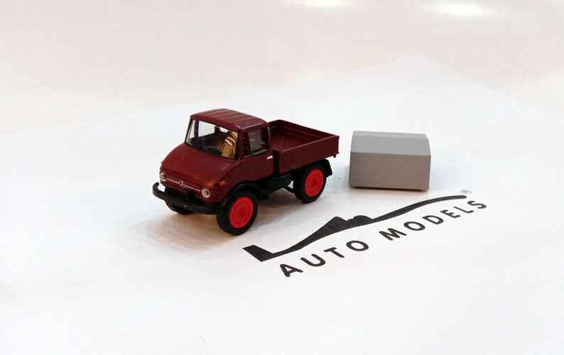 Schuco Mercedes Benz UNIMOG U406 Red