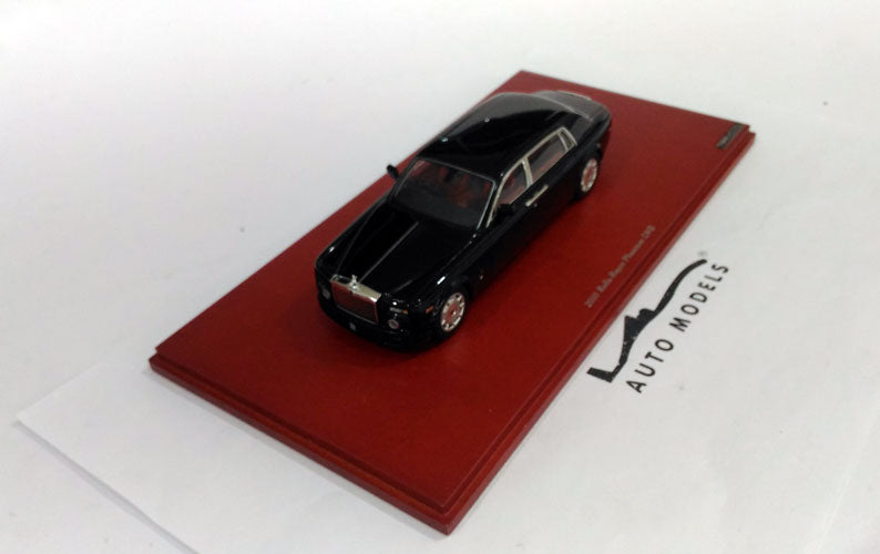 True Scale Model Rolls Royce Phantom LWB 2010 Black