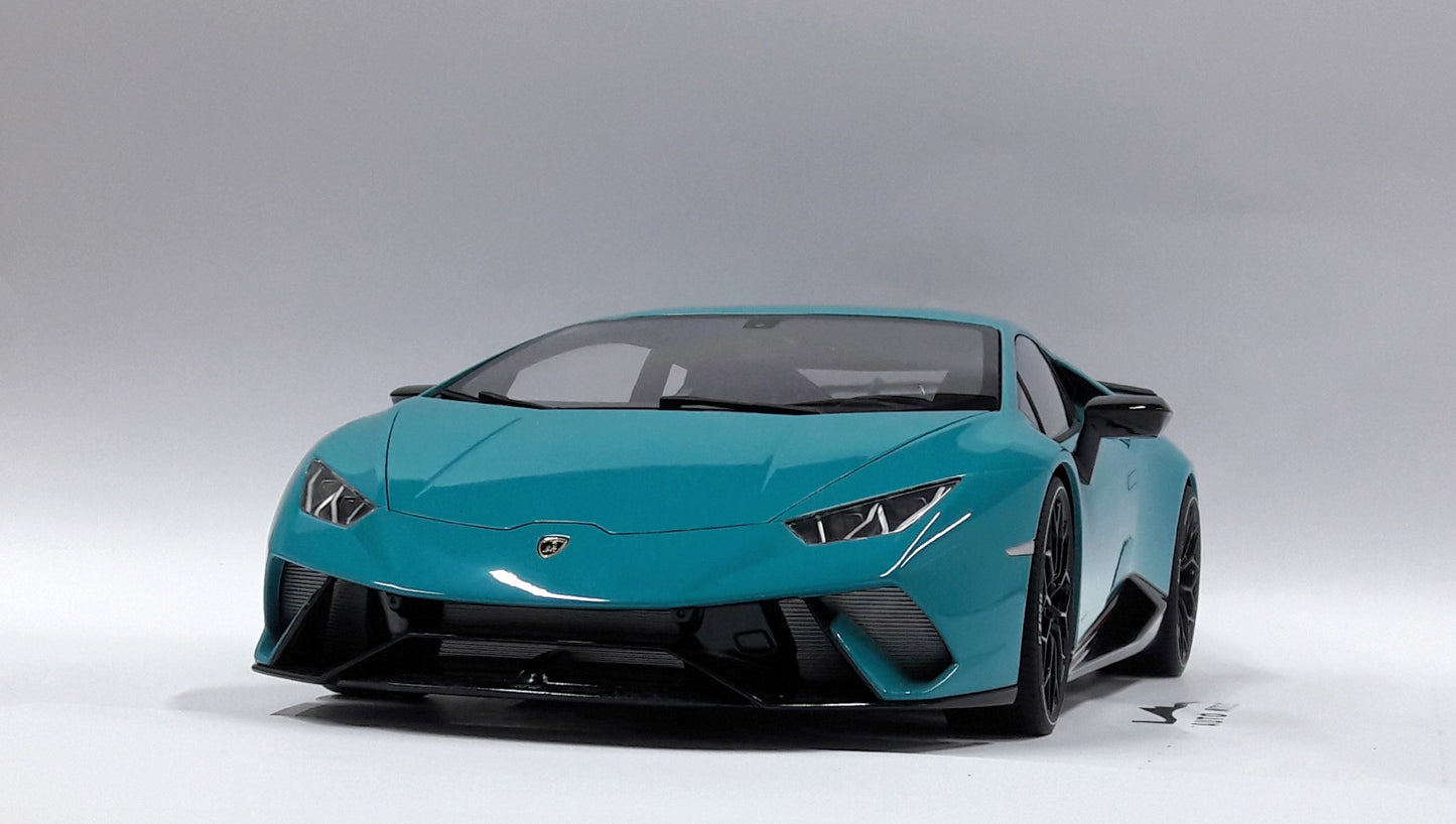 Auto Art Lamborghini Huracan Performante (Blu Glauco / Solid Blue)