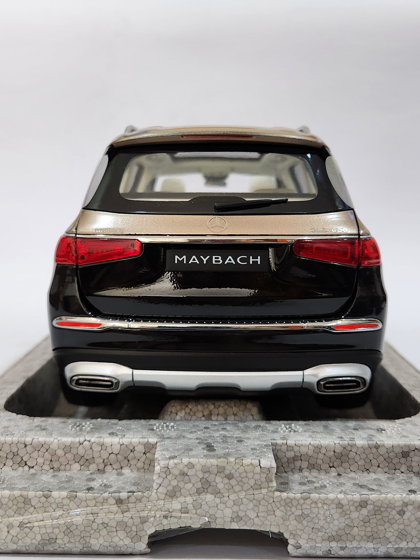Paragon Mercedes-Maybach GLS 600 Gold/Black 2 Tone LHD