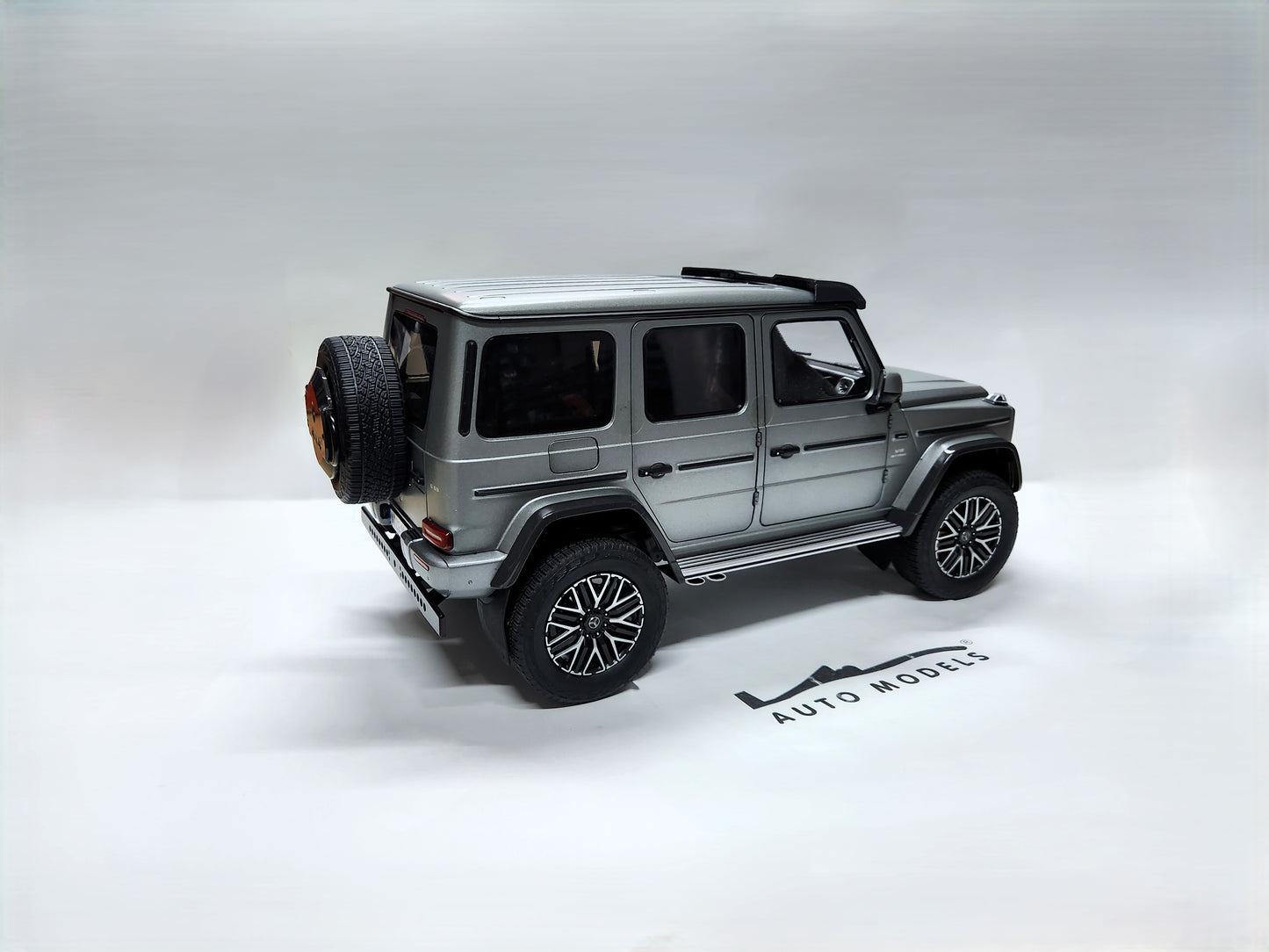 NZG Mercedes Benz G-Class 4×4 Platinum Silver