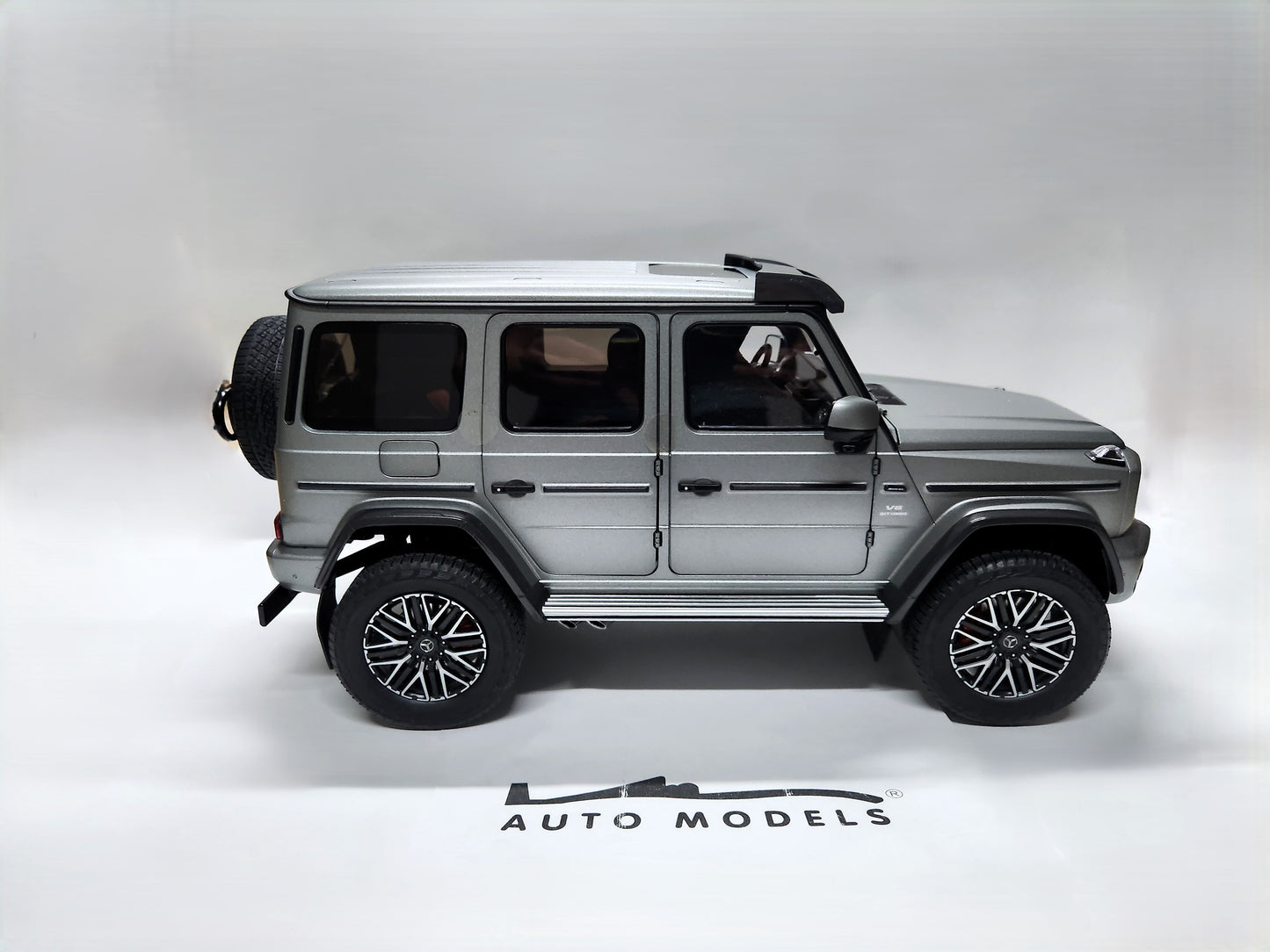 NZG Mercedes Benz G-Class 4×4 Platinum Silver