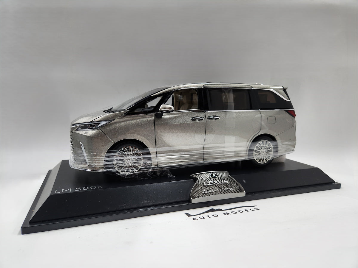 Lexus LM 500h Silver (Dealer Box)