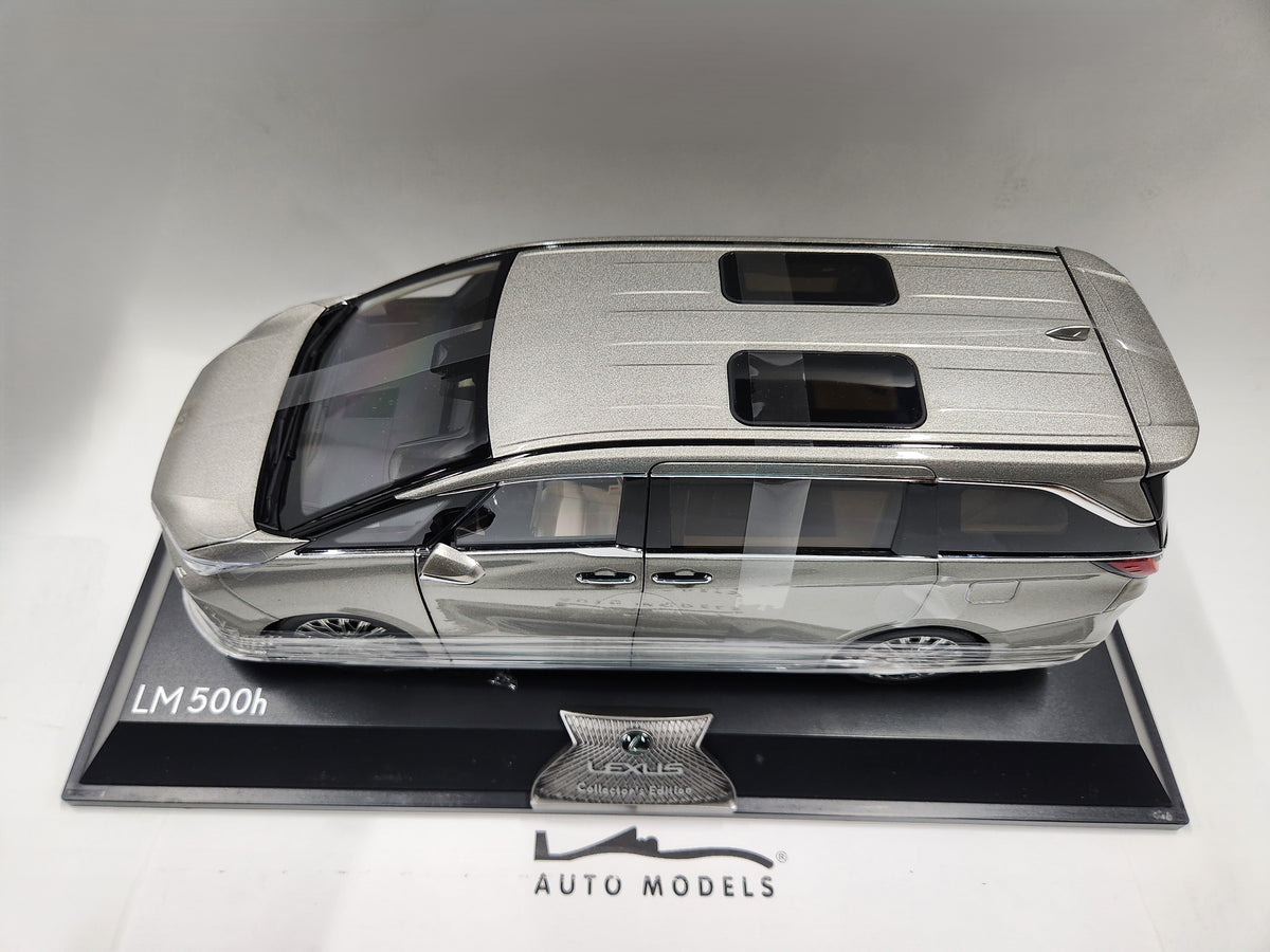 Lexus LM 500h Silver (Dealer Box)