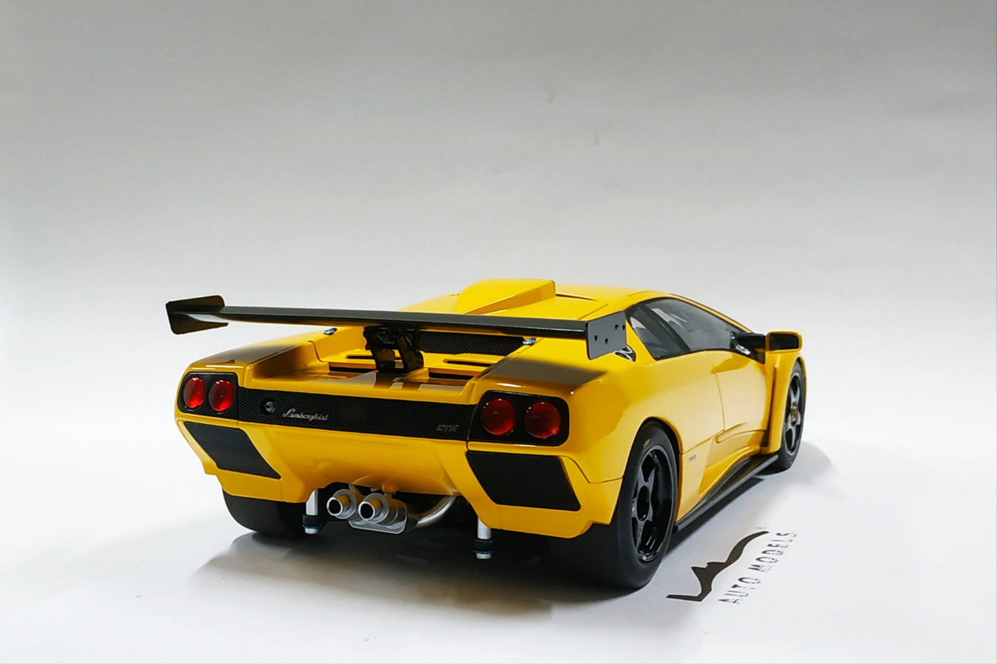 1/18 Auto Art Lamborghini Diablo GT-R Superfly Yellow