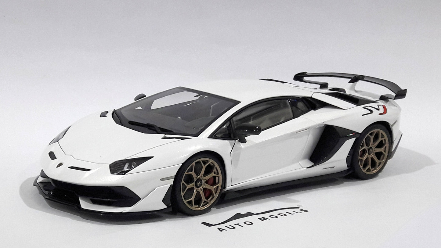 Autoart-Modelo Lamborghini Aventador SVJ Car, Coleção de Carros Esportivos, Preto, Branco, 79217, 1:18, Presente para Amigos 26 Autoart-Modelo Lamborghini Aventador SVJ Car, Coleção de Carros Esportivos, Preto, Branco, 79217, 1:18, Presente para Amigos 26