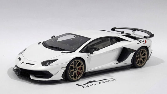 AutoArt Lamborghini Aventador SVJ Bianco Asopo - Pearl White