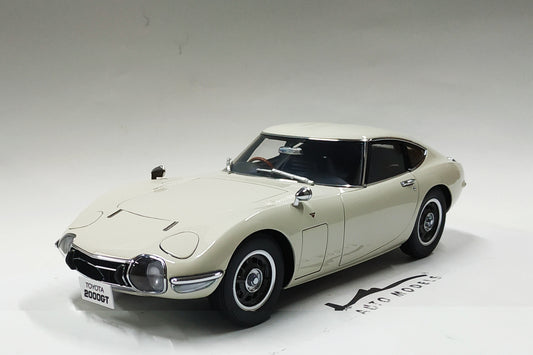 1/18 Auto Art Toyota 2000GT 1967 White
